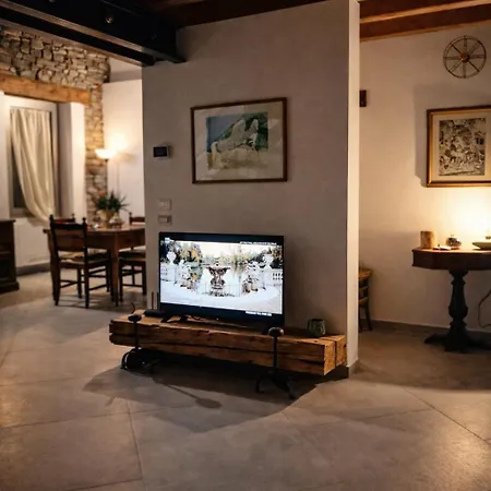 Διαμέρισμα Pietre Di Luce - Design & Comfort Galeata